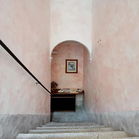 Taronico Heron * Bellagio